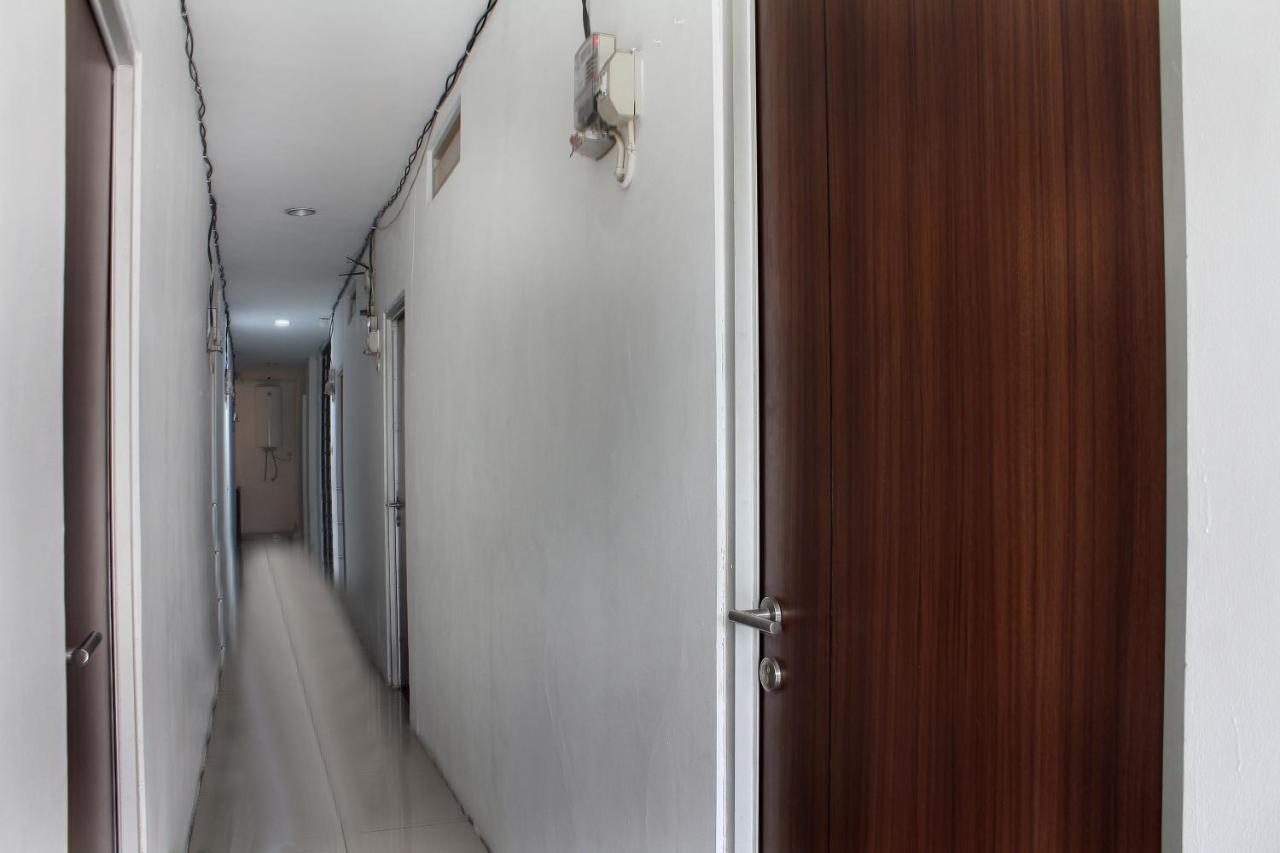Oyo 345 Wynne Residence Yakarta Exterior foto