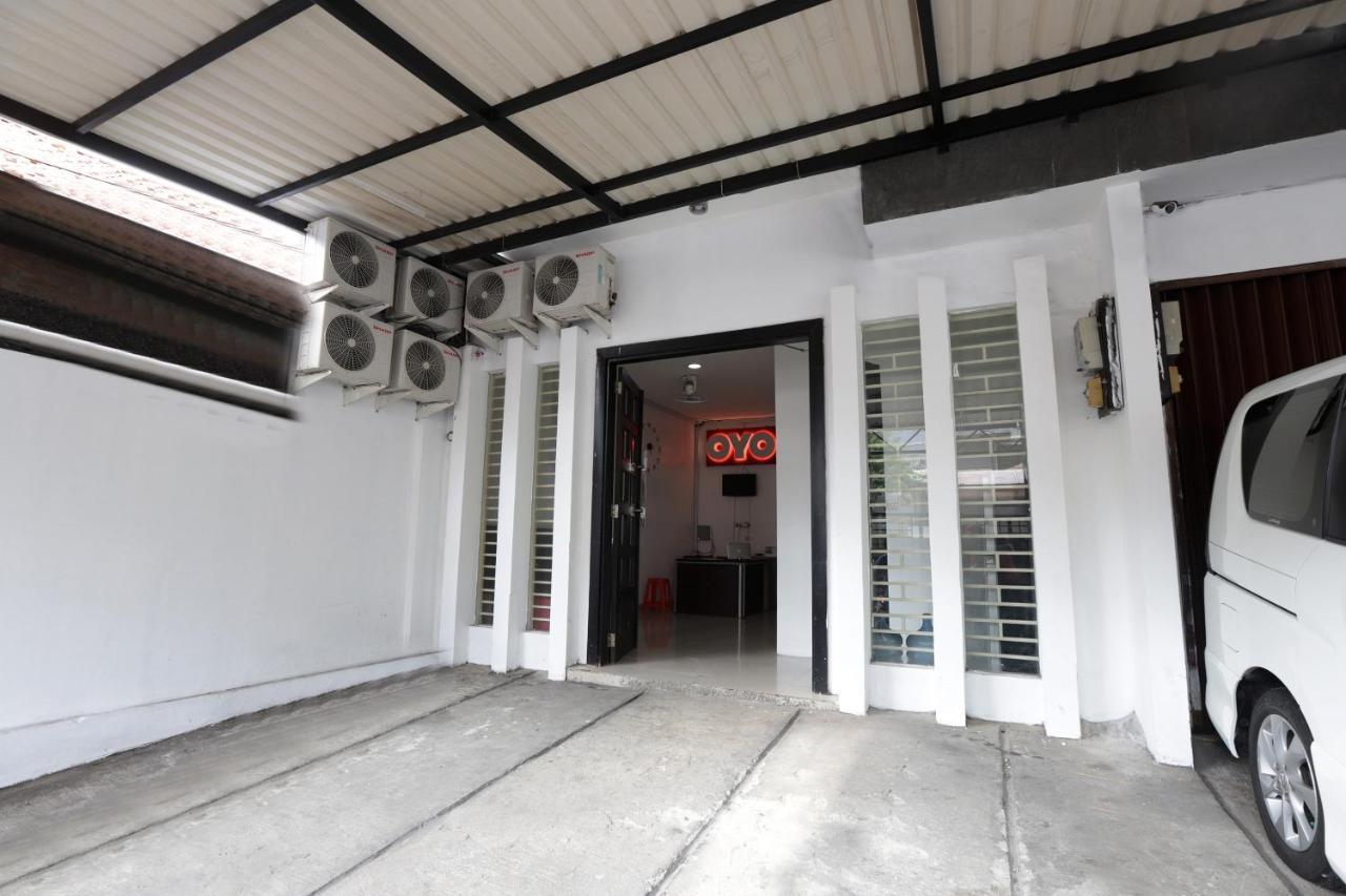 Oyo 345 Wynne Residence Yakarta Exterior foto
